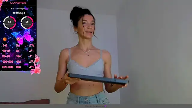 Snapshot of tayakayan chatting on December 20, 2024, 5:57 am tayakayan online show from December 20, 2024, 5:57 am