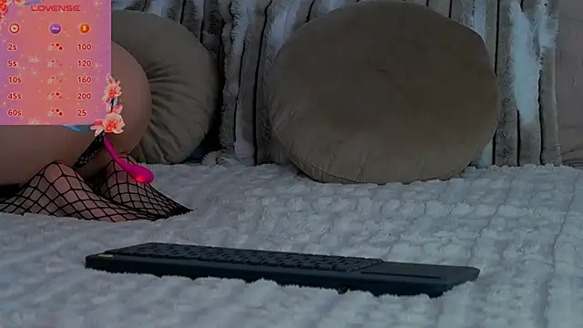 Snapshot of tayakayan chatting on February 22, 2025, 3:12 am tayakayan online show from February 22, 2025, 3:12 am