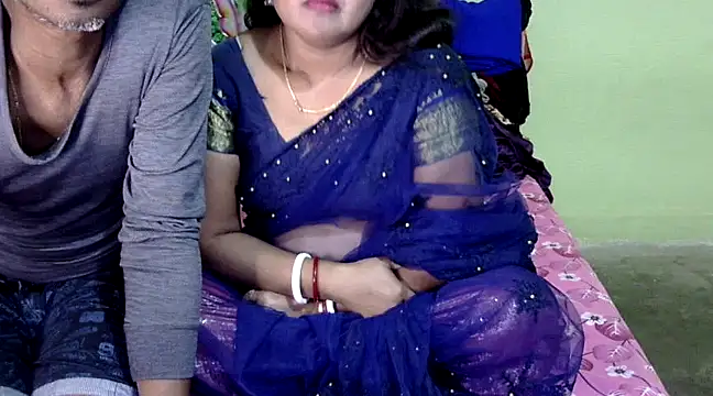 Snapshot of Couple_For_You18 chatting on February 7, 2025, 4:24 pm Couple For You18 online show from February 7, 2025, 4:24 pm