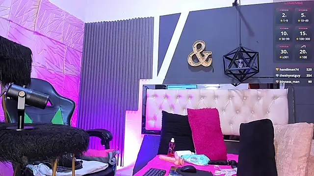 alexa andherson online show from December 28, 2024, 1:18 am