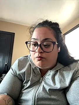 tillymarie34 online show from October 14, 2025, 6:52 pm