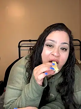 tillymarie34 online show from November 9, 2025, 4:11 am