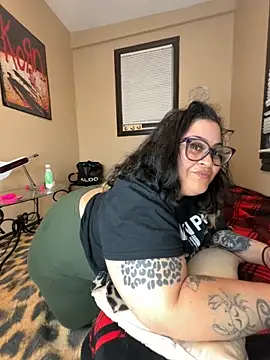 tillymarie34 online show from June 12, 2026, 2:54 am