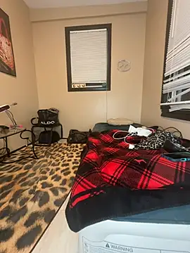 tillymarie34 online show from June 14, 2026, 3:52 am