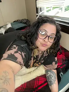 tillymarie34 online show from July 5, 2026, 10:50 pm