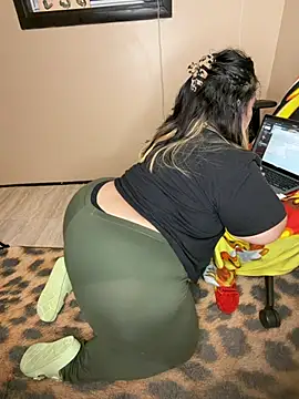 tillymarie34 online show from July 24, 2026, 3:59 am