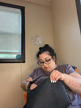 tillymarie34 online show from August 2, 2026, 11:25 pm