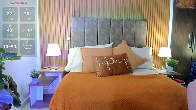 Snapshot of StacyWoods chatting on November 14, 2025, 5:00 pm StacyWoods online show from November 14, 2025, 5:00 pm