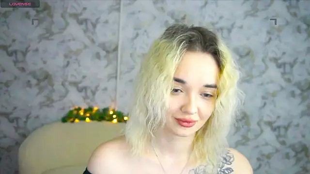 Ashley S online show from April 30, 2026, 10:25 pm