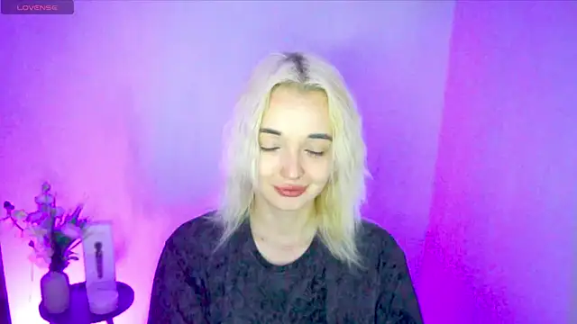 Ashley S online show from August 4, 2026, 10:34 pm