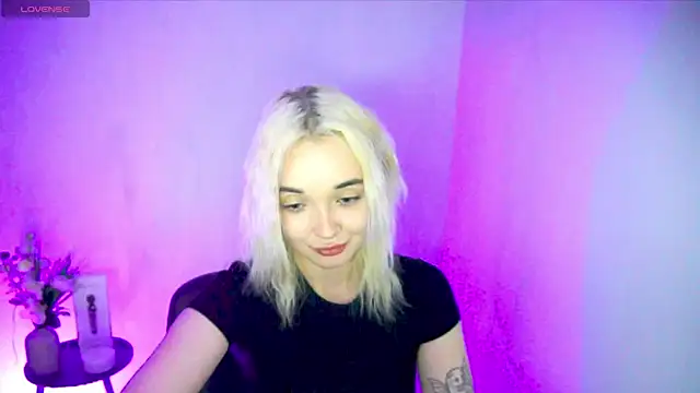 Ashley S online show from August 7, 2026, 10:12 pm