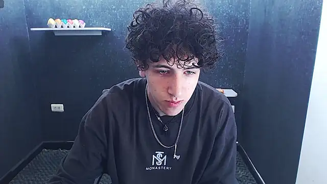 Kerverr  online show from February 7, 2026, 2:54 pm