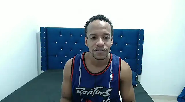 Snapshot of Salomon_koude chatting on February 25, 2025, 12:34 pm Salomon koude online show from February 25, 2025, 12:34 pm