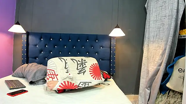 Snapshot of Salomon_koude chatting on September 19, 2025, 6:41 pm Salomon koude online show from September 19, 2025, 6:41 pm