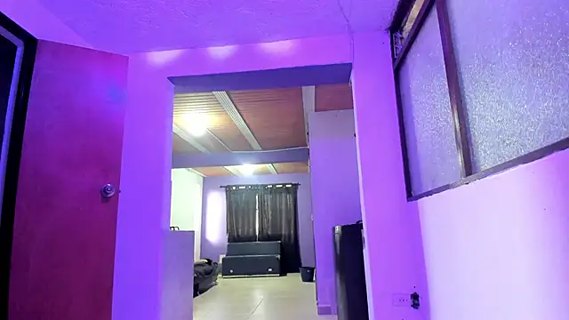 Snapshot of Salomon_koude chatting on October 18, 2025, 8:09 pm Salomon koude online show from October 18, 2025, 8:09 pm