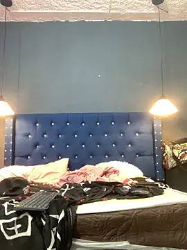 Salomon koude online show from December 21, 2025, 6:26 pm