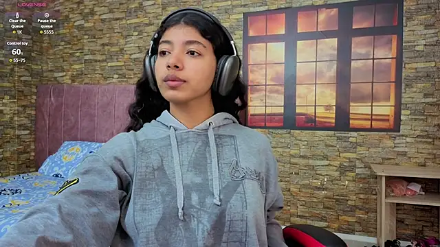 viktorya xue online show from October 20, 2025, 11:21 am