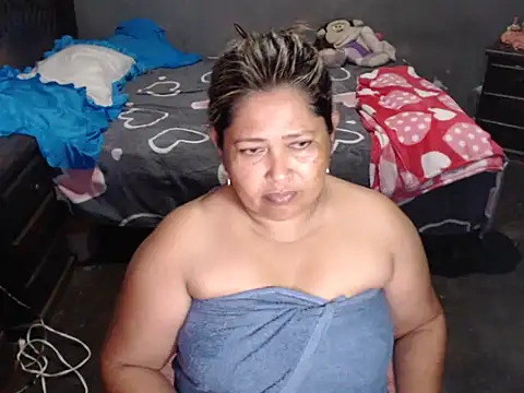CANDYSWEET51 online show from April 30, 2026, 8:57 pm
