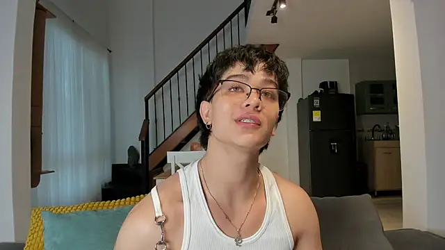 Snapshot of ajordanR chatting on March 22, 2025, 10:59 pm ajordanR online show from March 22, 2025, 10:59 pm