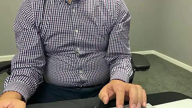 nimirole online show from October 15, 2025, 2:28 pm