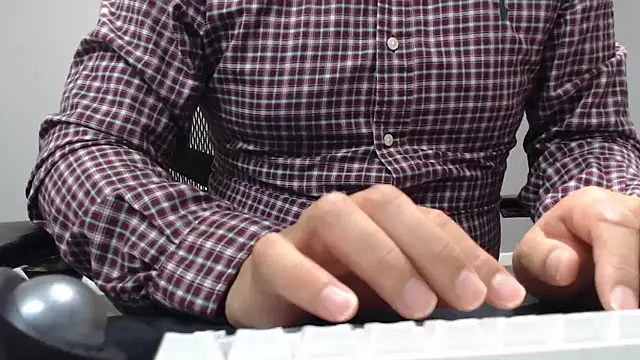 nimirole online show from October 22, 2025, 3:12 pm