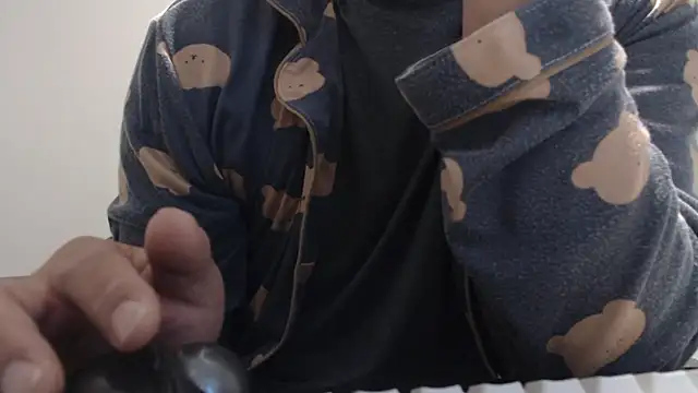 nimirole online show from October 26, 2025, 3:07 pm