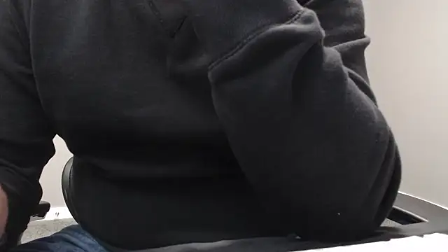 nimirole online show from November 4, 2025, 4:06 pm