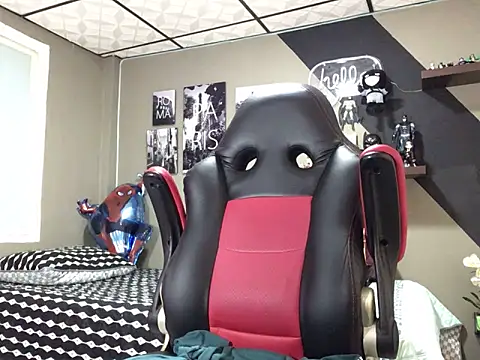 marcel crawford96 online show from February 21, 2025, 1:55 pm