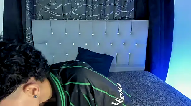 nova sex01 online show from December 17, 2024, 4:01 am