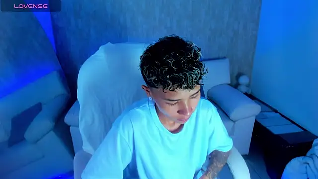 Snapshot of nova_sex01 chatting on October 14, 2025, 4:13 am nova sex01 online show from October 14, 2025, 4:13 am