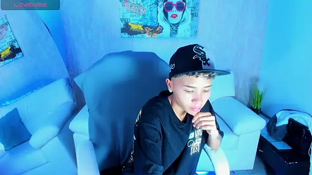 Snapshot of nova_sex01 chatting on October 30, 2025, 5:20 am nova sex01 online show from October 30, 2025, 5:20 am