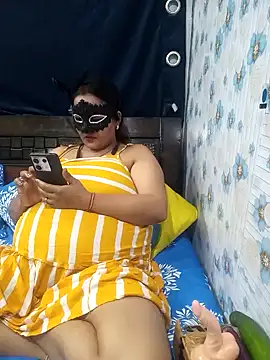 Snapshot of tina8th chatting on October 29, 2025, 4:42 pm tina8th online show from October 29, 2025, 4:42 pm