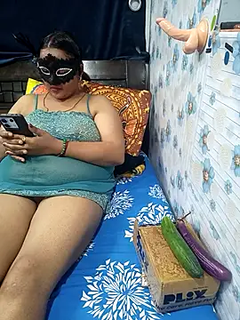 Snapshot of tina8th chatting on December 2, 2025, 5:30 pm tina8th online show from December 2, 2025, 5:30 pm