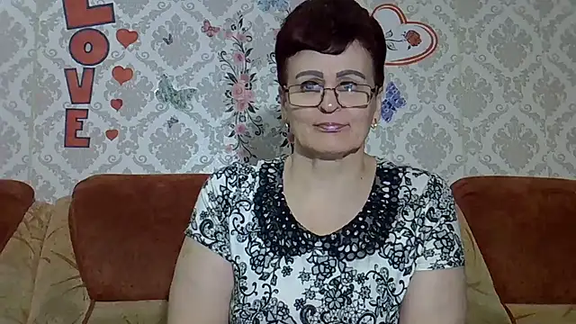PaulaGolden online show from July 5, 2026, 7:21 pm