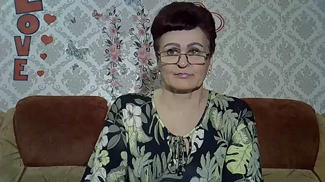 PaulaGolden online show from July 23, 2026, 6:17 pm