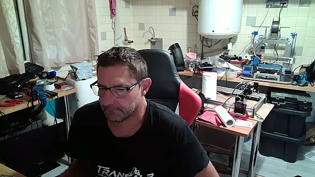 Snapshot of snork80 chatting on September 12, 2025, 7:19 am snork80 online show from September 12, 2025, 7:19 am