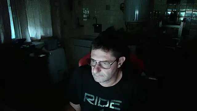 Snapshot of snork80 chatting on September 15, 2025, 4:40 pm snork80 online show from September 15, 2025, 4:40 pm