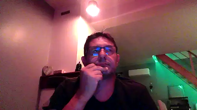 Snapshot of snork80 chatting on September 16, 2025, 8:43 pm snork80 online show from September 16, 2025, 8:43 pm