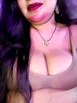 Snapshot of Suhanakhan00 chatting on October 14, 2025, 11:22 am Suhanakhan00 online show from October 14, 2025, 11:22 am