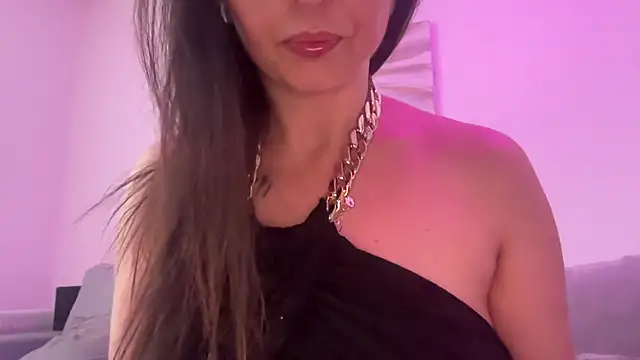 Serena 4you online show from May 16, 2026, 4:31 am