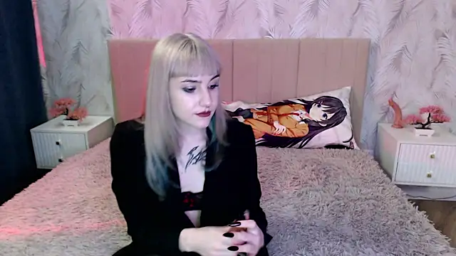 Princess Shy    online show from January 23, 2025, 3:54 pm