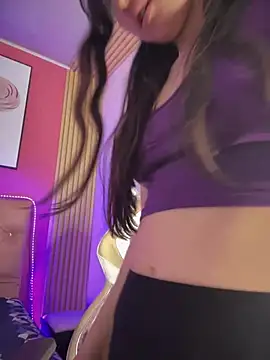 Snapshot of Sophie_LS chatting on January 22, 2025, 1:42 am Sophie LS online show from January 22, 2025, 1:42 am