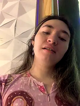 Snapshot of Sophie_LS chatting on October 7, 2025, 2:09 am Sophie LS online show from October 7, 2025, 2:09 am