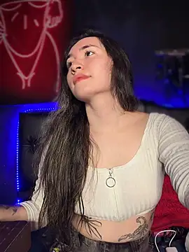 Sophie LS online show from May 5, 2026, 7:55 pm