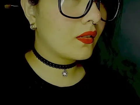Babe-sofi online show from July 4, 2026, 12:06 am