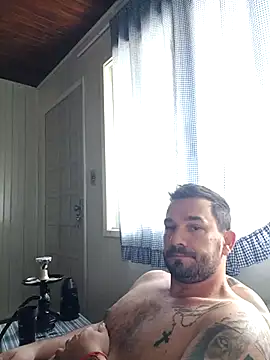 KAZADO LIBERAL online show from October 1, 2025, 4:35 pm