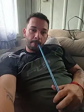 KAZADO LIBERAL online show from October 18, 2025, 7:36 pm