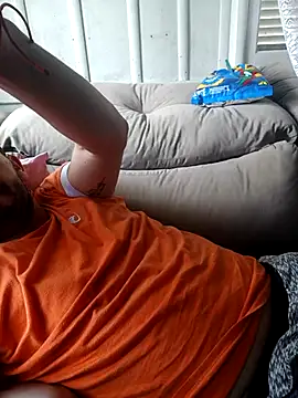 KAZADO LIBERAL online show from November 4, 2025, 3:11 pm