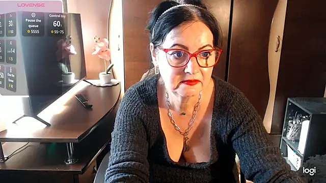 exymilf  online show from October 11, 2025, 11:42 am