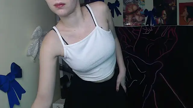 Snapshot of StellaCRL chatting on February 14, 2026, 1:30 pm StellaCRL online show from February 14, 2026, 1:30 pm